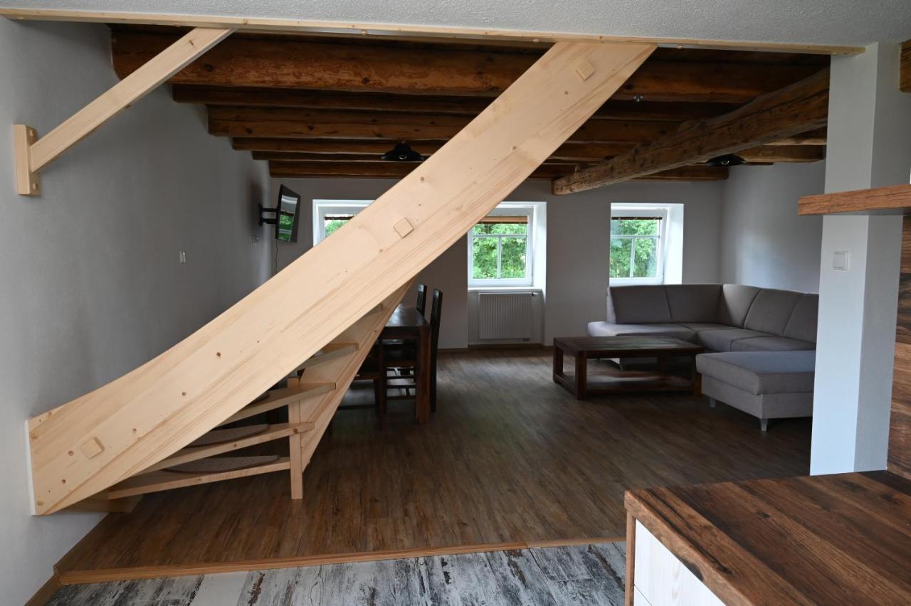 Penzion Mezi Radky Jindřichŭv Hradec Exterior foto