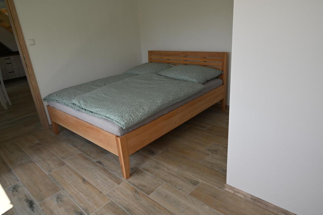 Penzion Mezi Radky Jindřichŭv Hradec Exterior foto