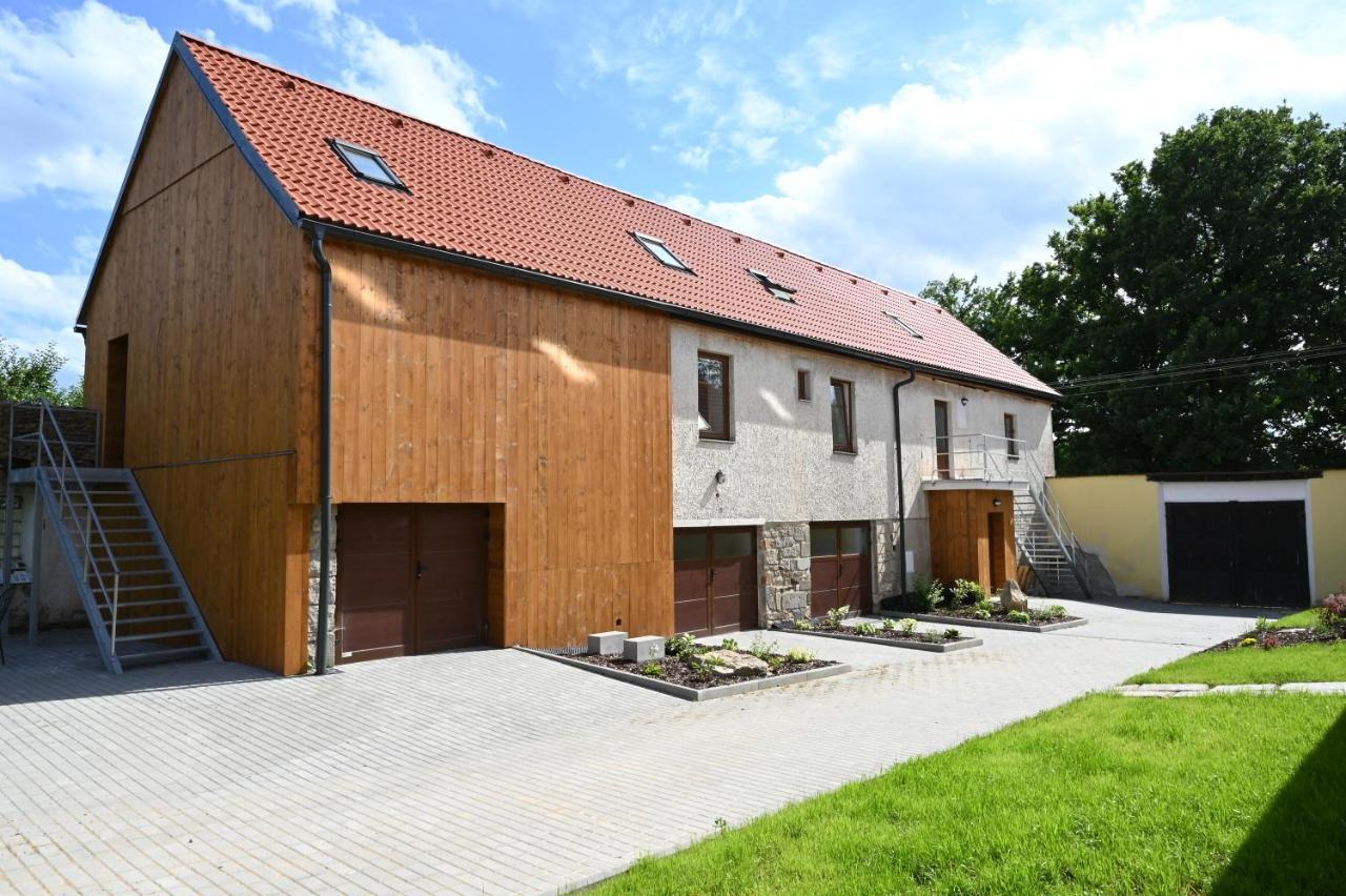 Penzion Mezi Radky Jindřichŭv Hradec Exterior foto